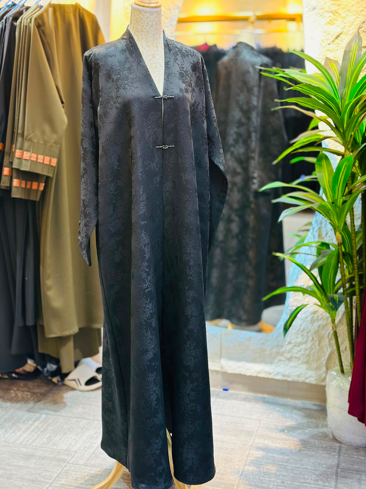 NR Luxury Premium Naksha Abaya | Elegant Arabic Style | Stylish Button ...